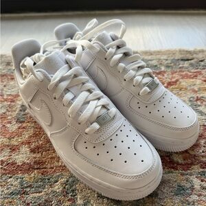 Nike Women’s Air Force 1 '07 White Sneakers